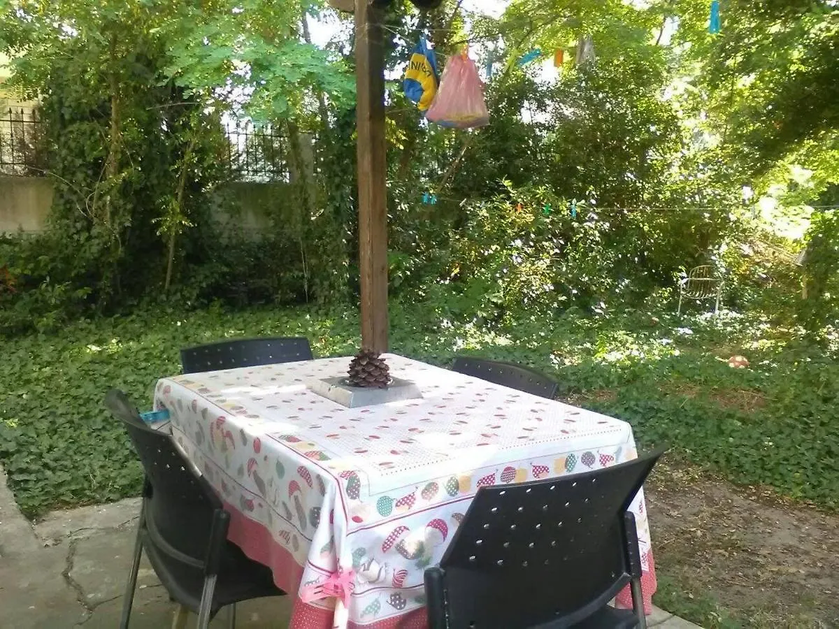 Homestay Archontiko-Peraia-Thessaloniki-Airport Apartment Greece